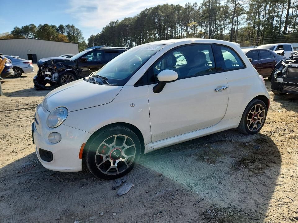 2015 FIAT 500