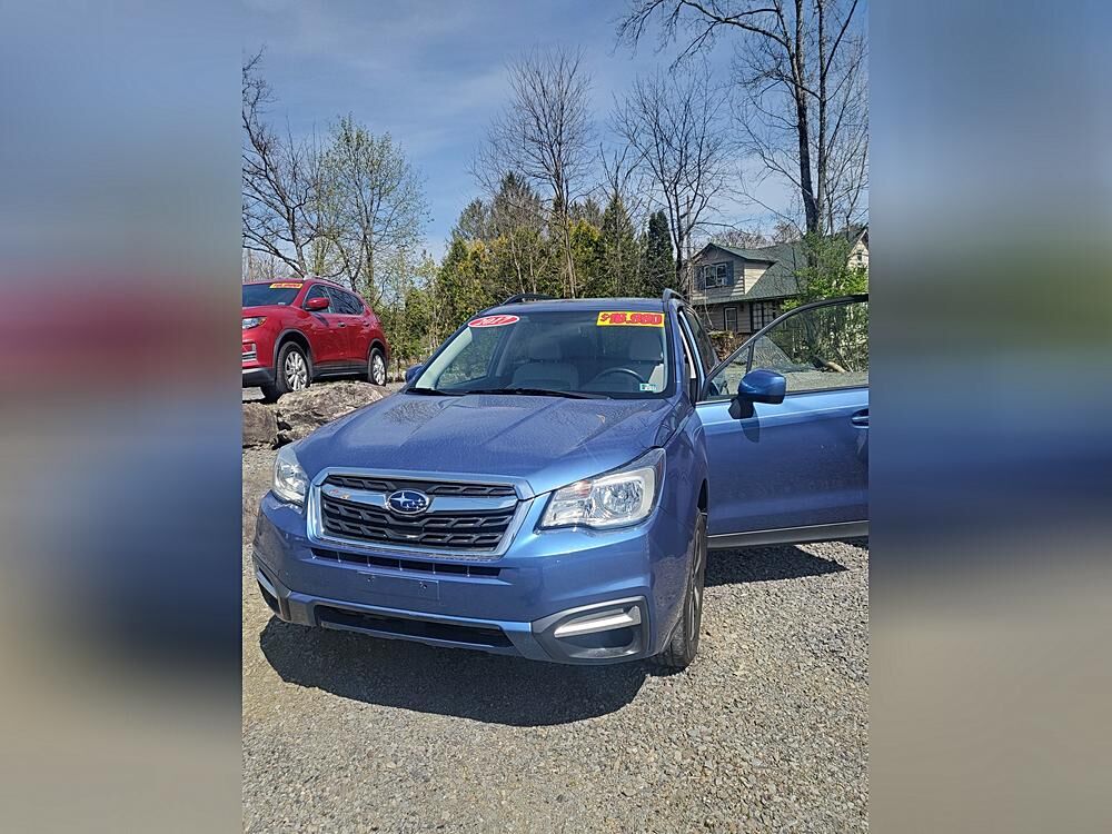 2017 SUBARU Forester