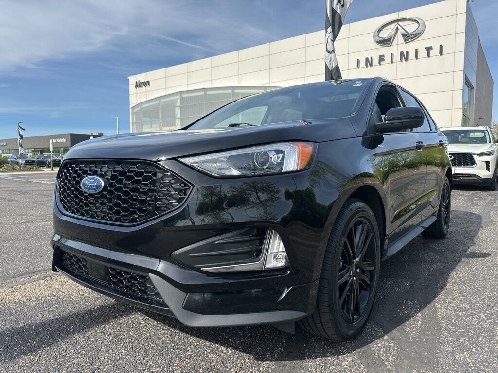 2023 FORD Edge