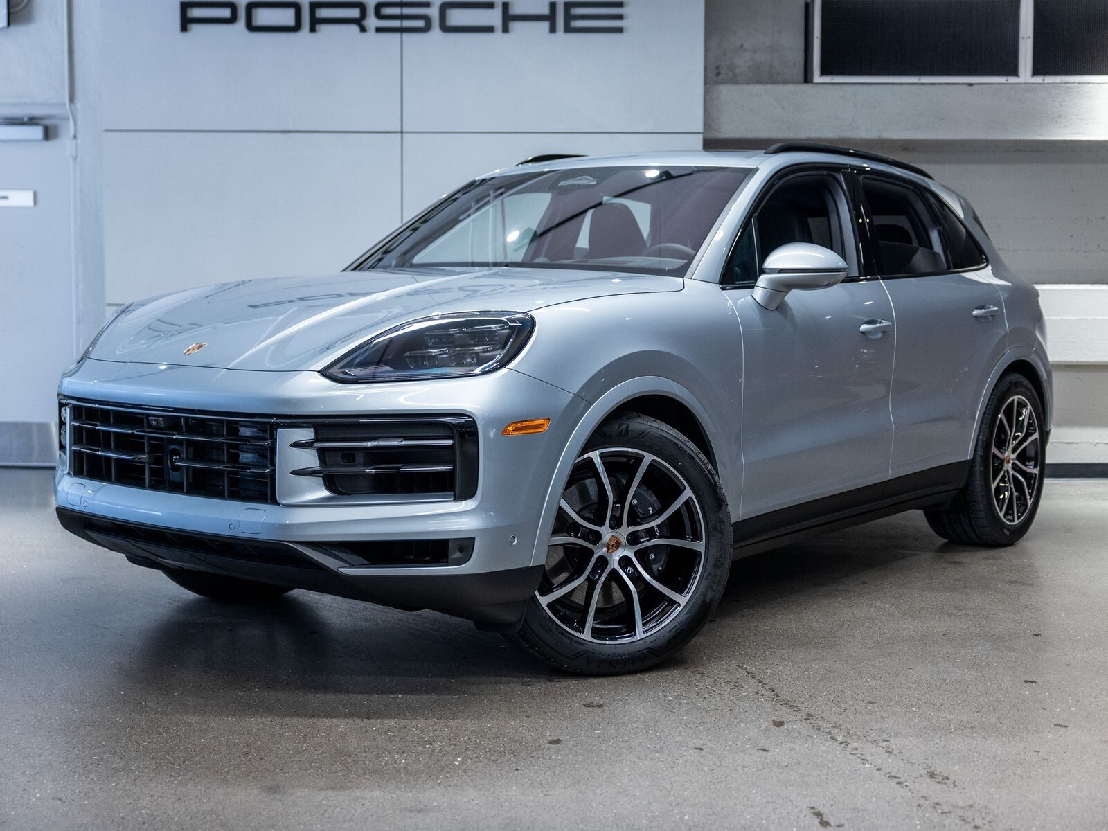 2026 PORSCHE Cayenne