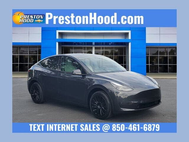 2024 TESLA Model Y