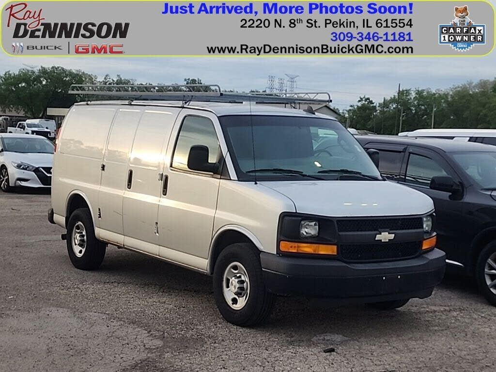 2017 CHEVROLET Express
