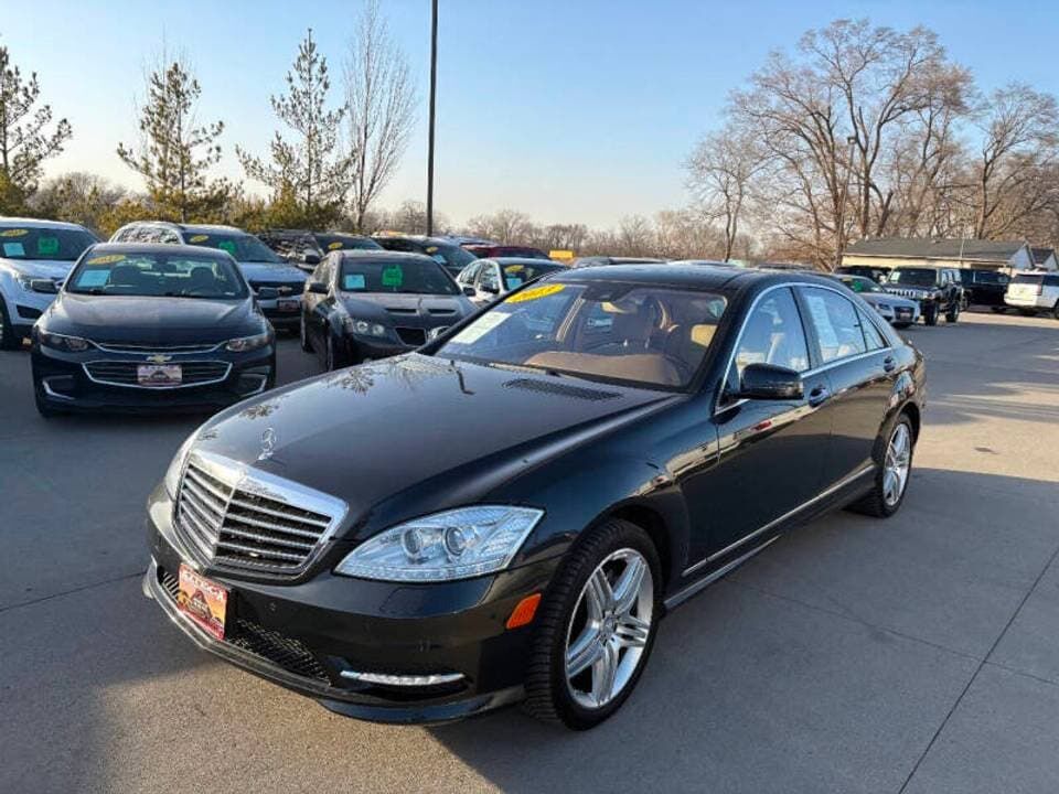 2013 MERCEDES-BENZ S-Class