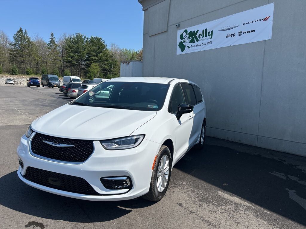 2026 CHRYSLER Pacifica
