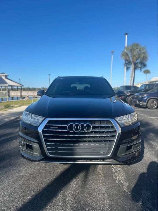 2017 AUDI Q7