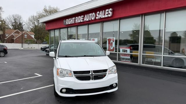 2017 DODGE Grand Caravan