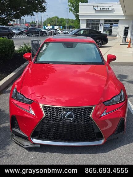 2017 LEXUS IS