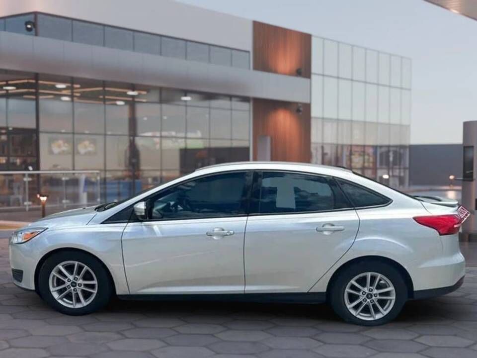 2017 FORD Focus
