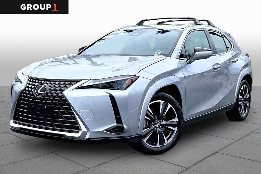 2025 LEXUS UX
