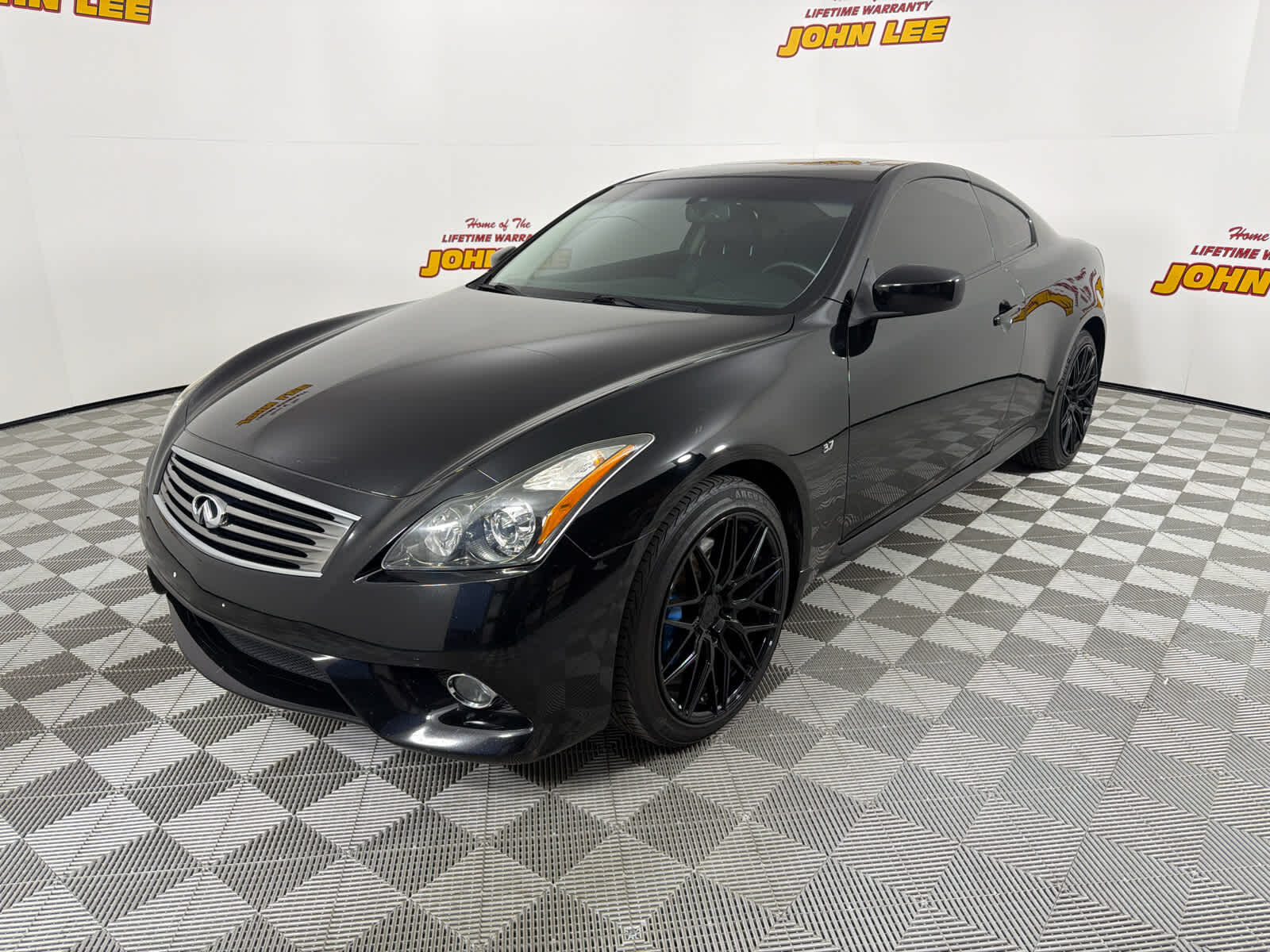 2015 INFINITI Q60