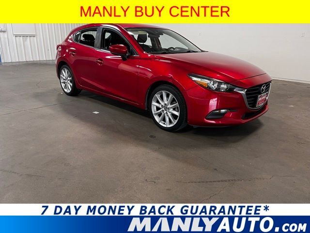 2017 MAZDA Mazda3