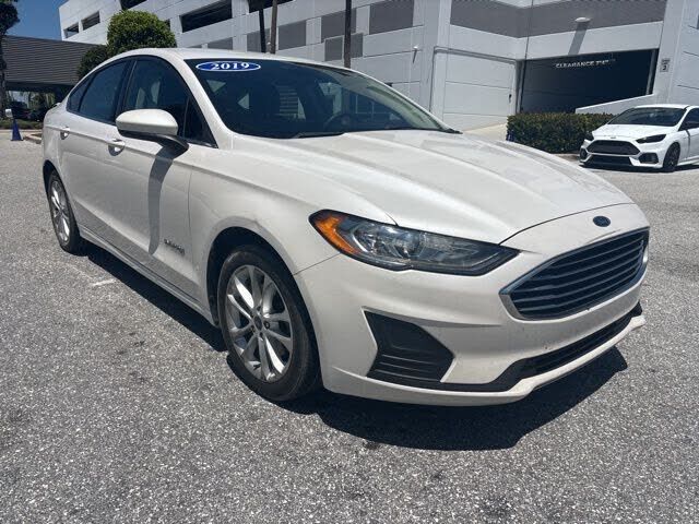 2019 FORD Fusion