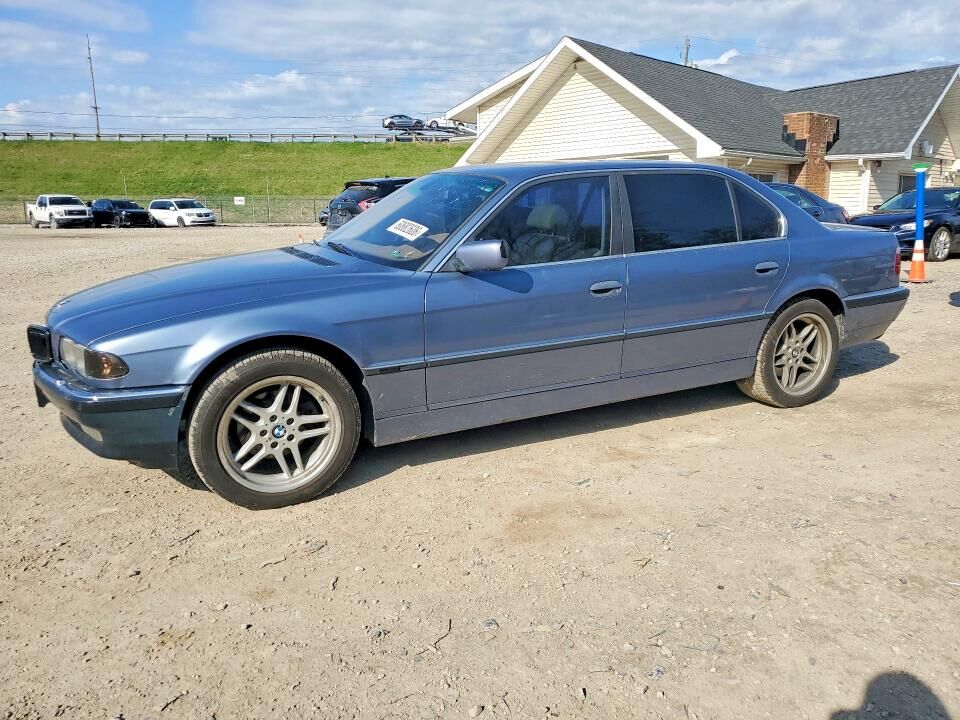 2001 BMW 7 Series