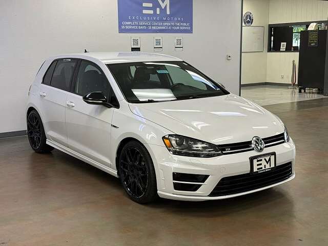 2016 VOLKSWAGEN Golf R