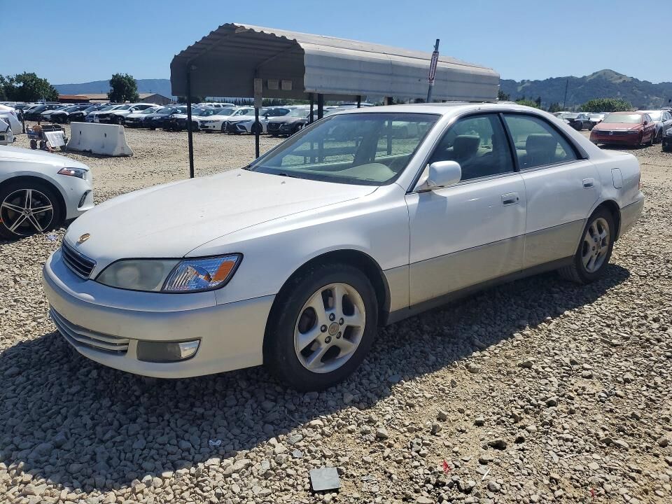 2001 LEXUS ES