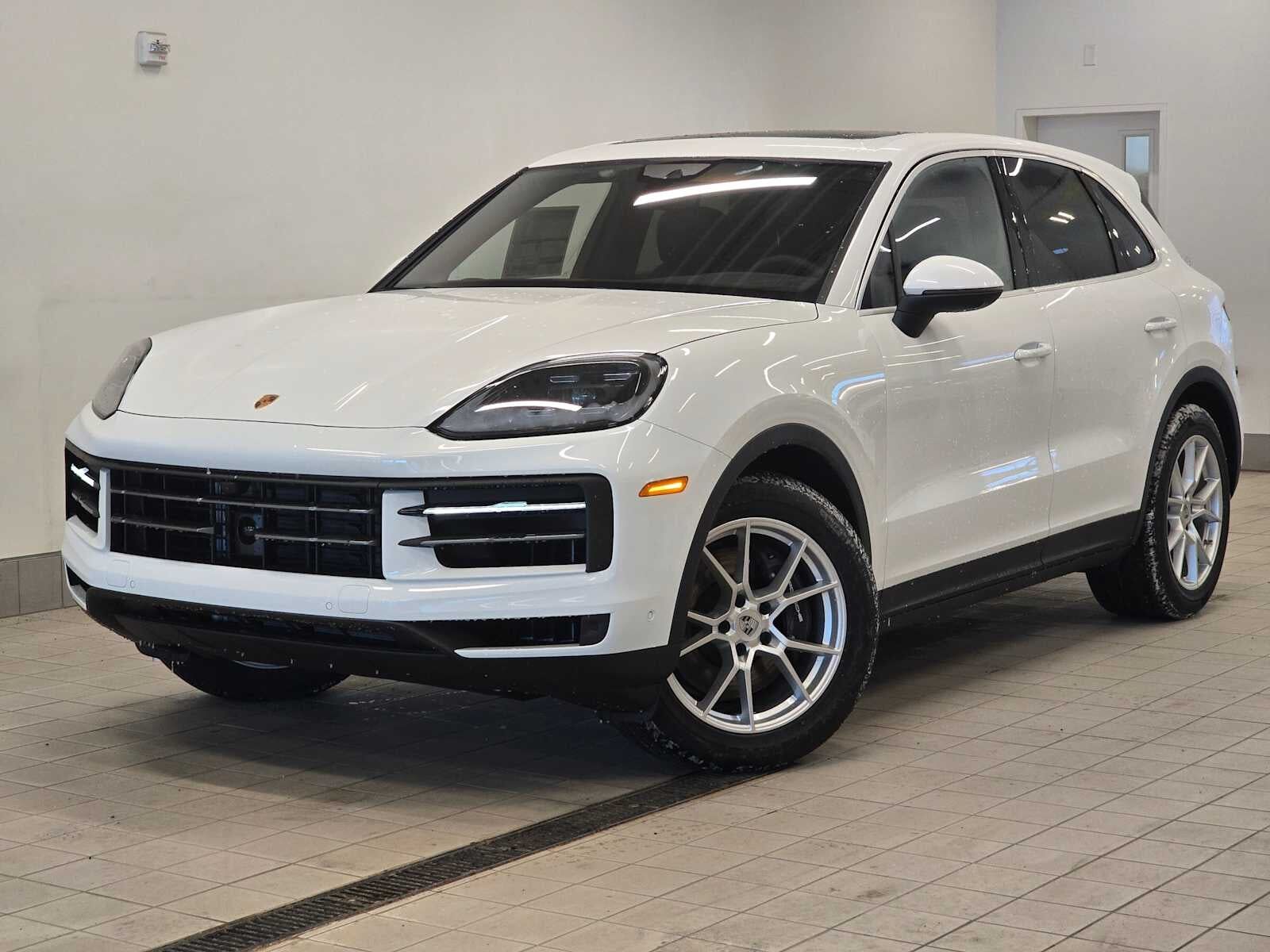 2025 PORSCHE Cayenne