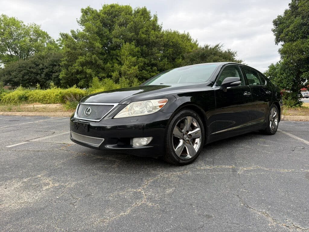2011 LEXUS LS