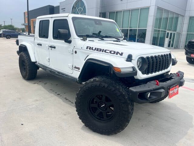 2024 JEEP Gladiator