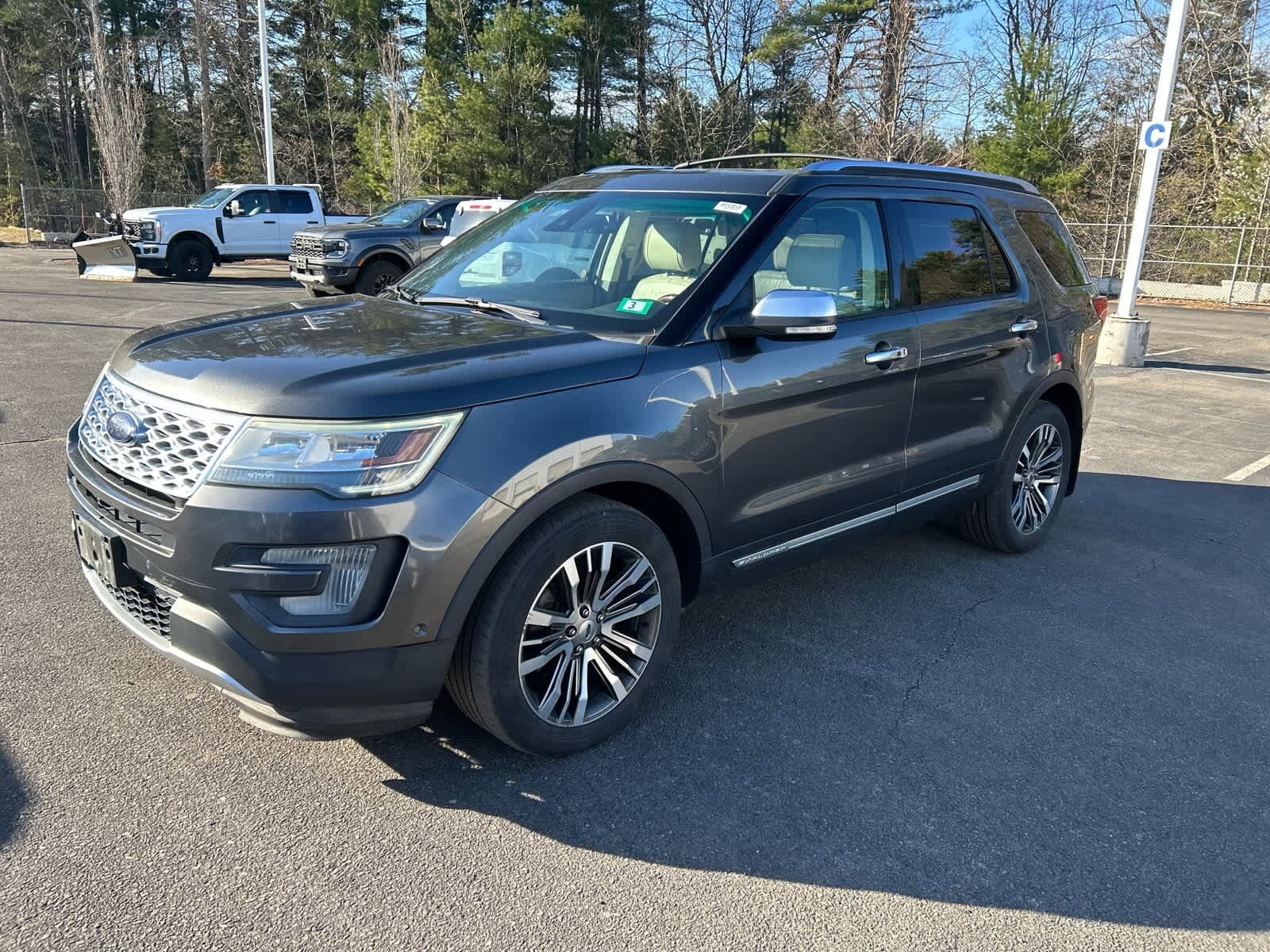2016 FORD Explorer