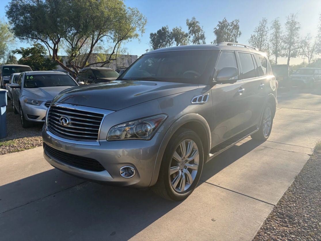 2012 INFINITI QX56
