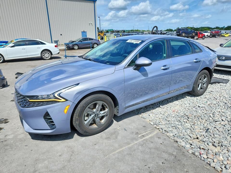 2022 KIA K5