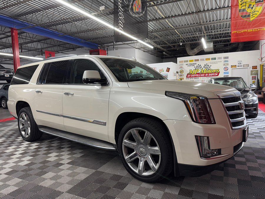 2015 CADILLAC Escalade