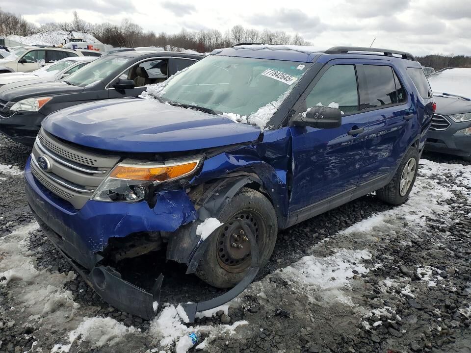 2013 FORD Explorer