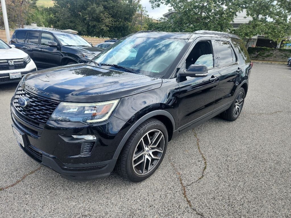 2018 FORD Explorer
