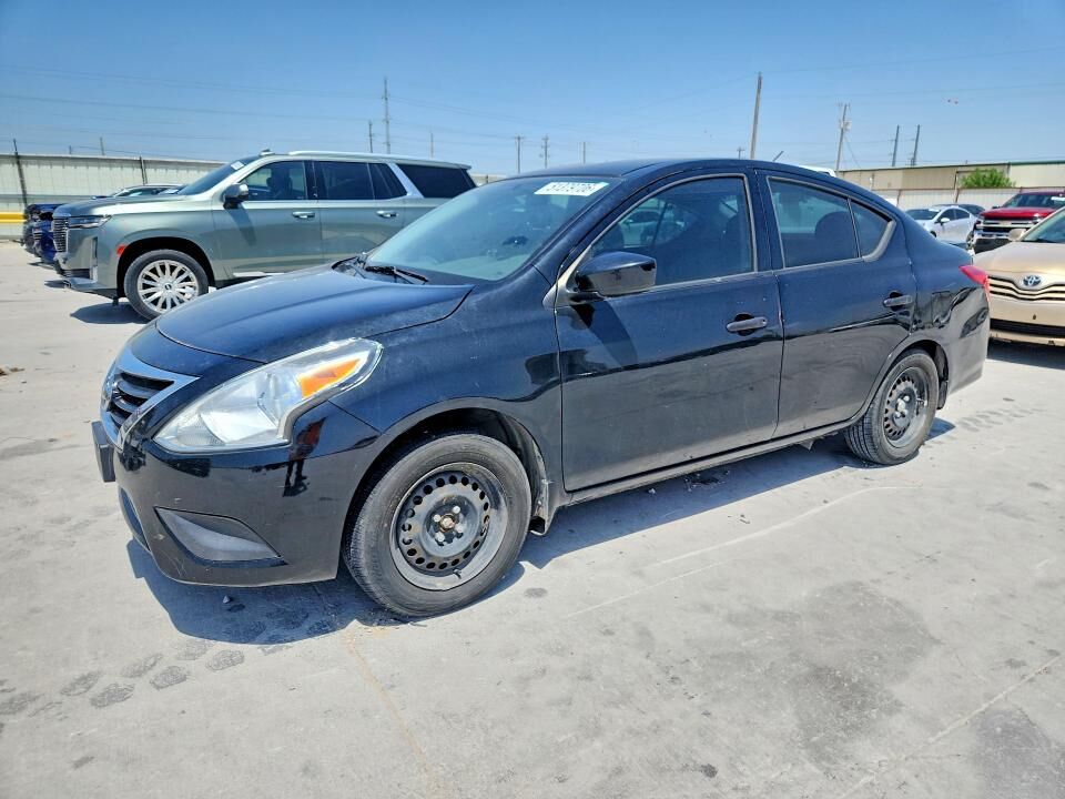 2019 NISSAN Versa