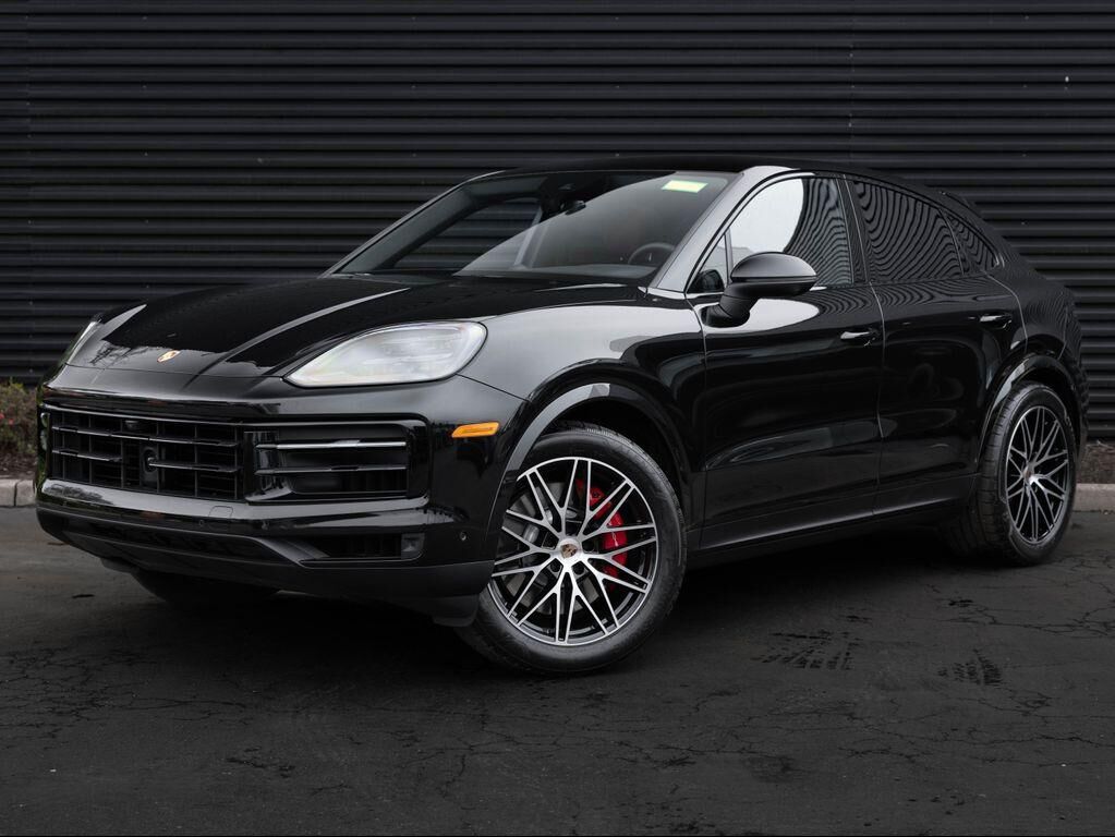 2026 PORSCHE Cayenne