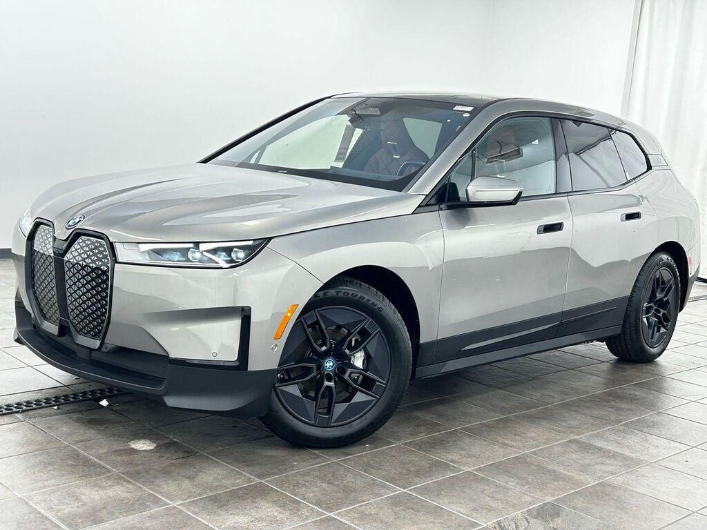 2023 BMW ix