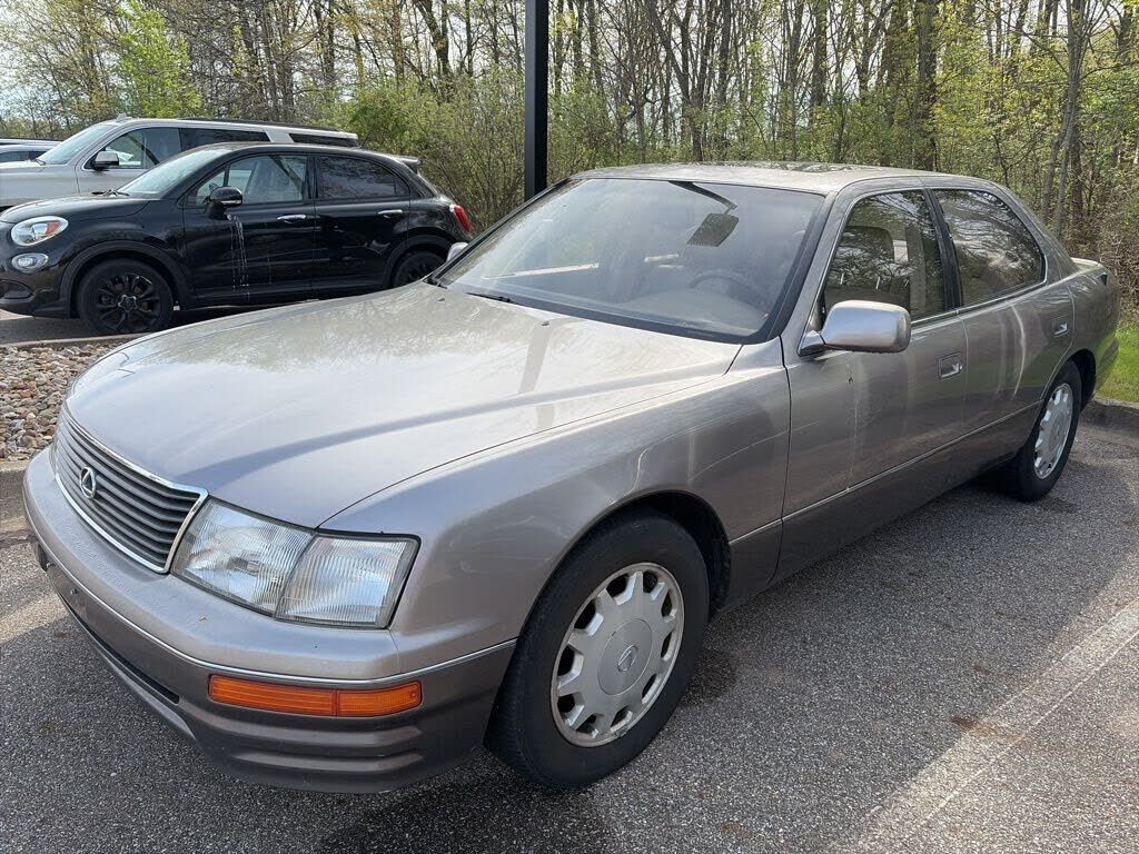 1995 LEXUS LS
