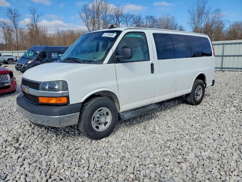 2016 CHEVROLET Express