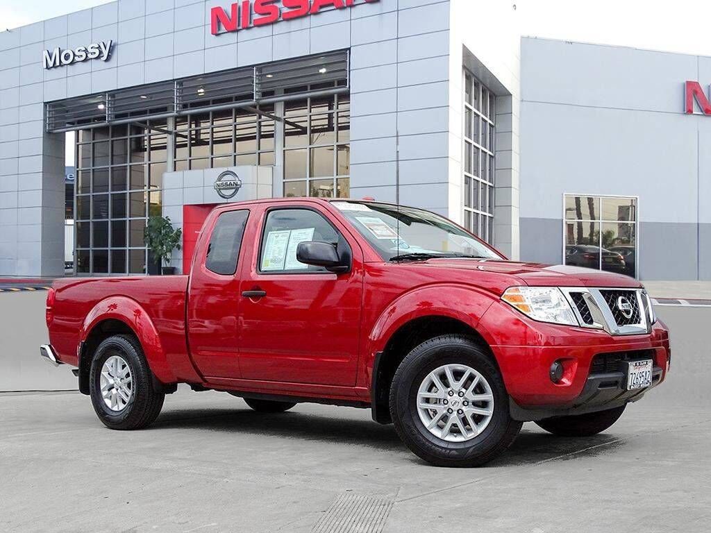 2017 NISSAN Frontier