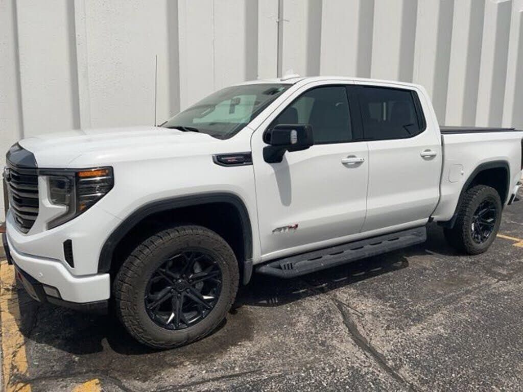2024 GMC Sierra