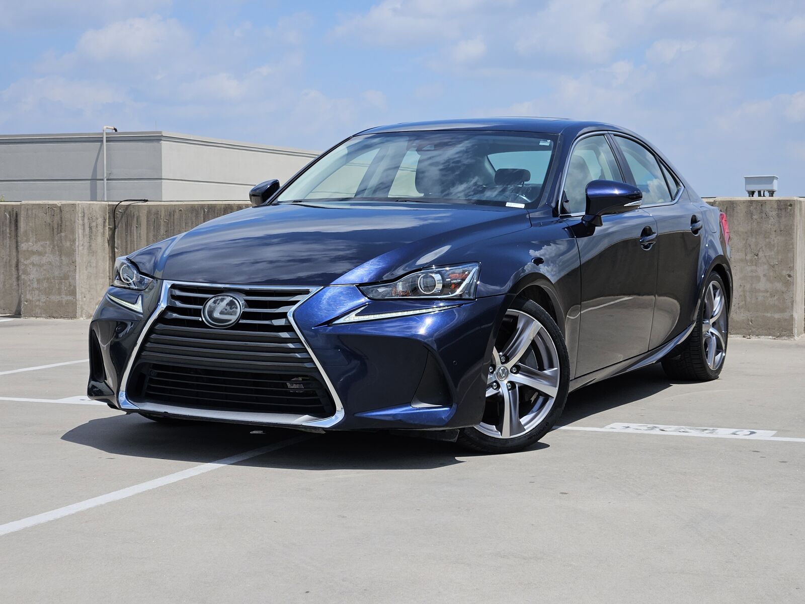 2018 LEXUS IS