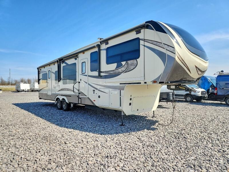 2019 GRAND DESIGN RECREATIONAL Solitude