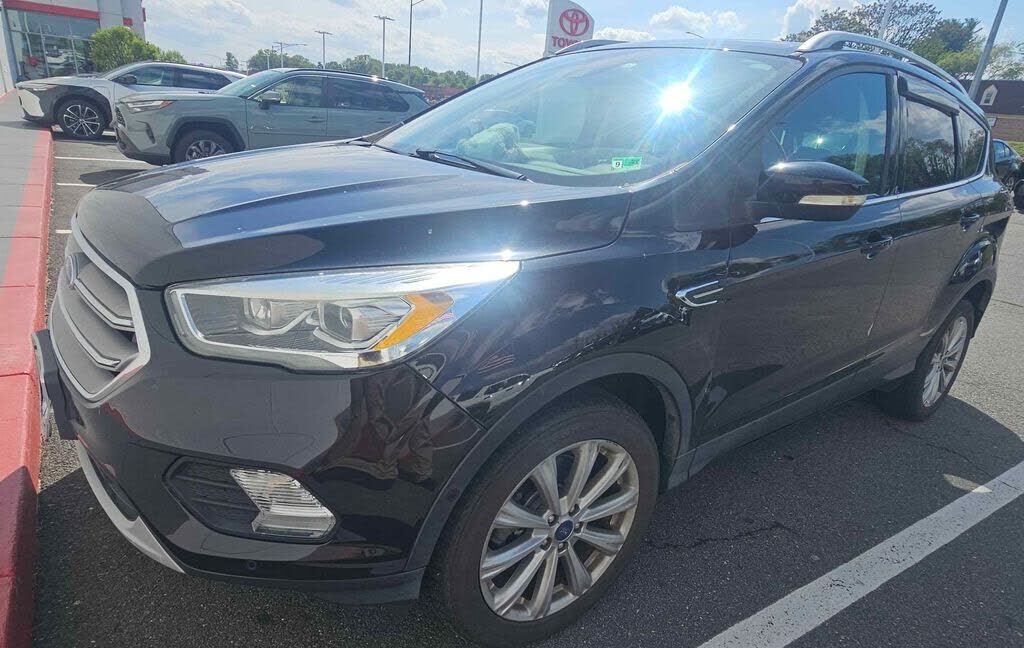 2017 FORD Escape