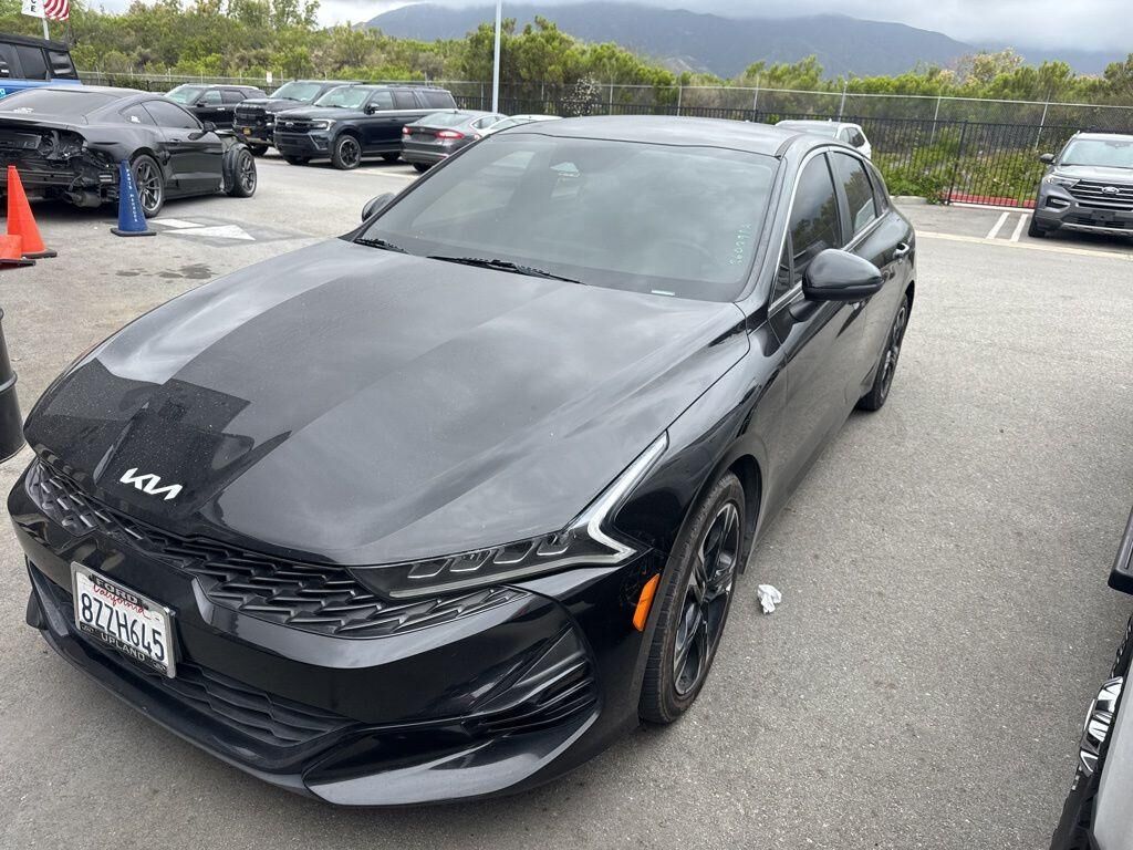 2022 KIA K5