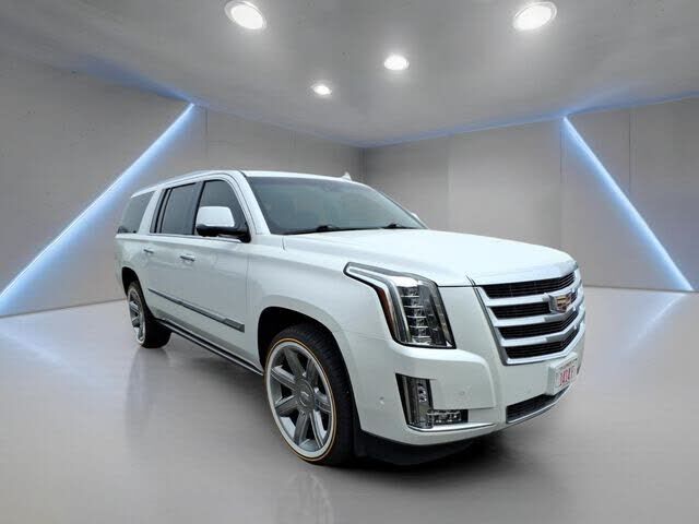 2019 CADILLAC Escalade ESV