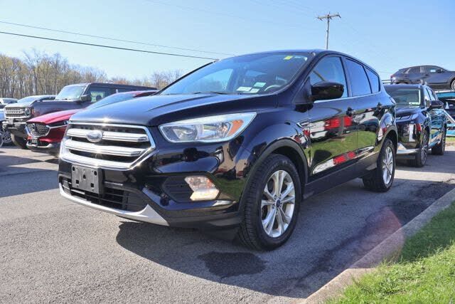 2017 FORD Escape