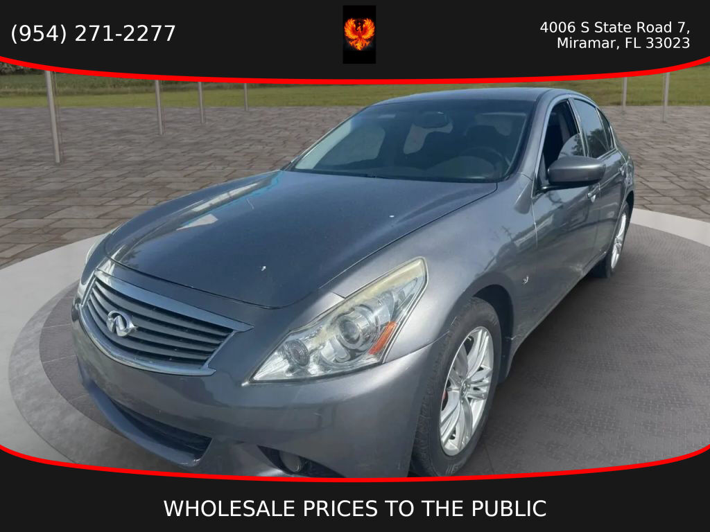 2015 INFINITI Q40