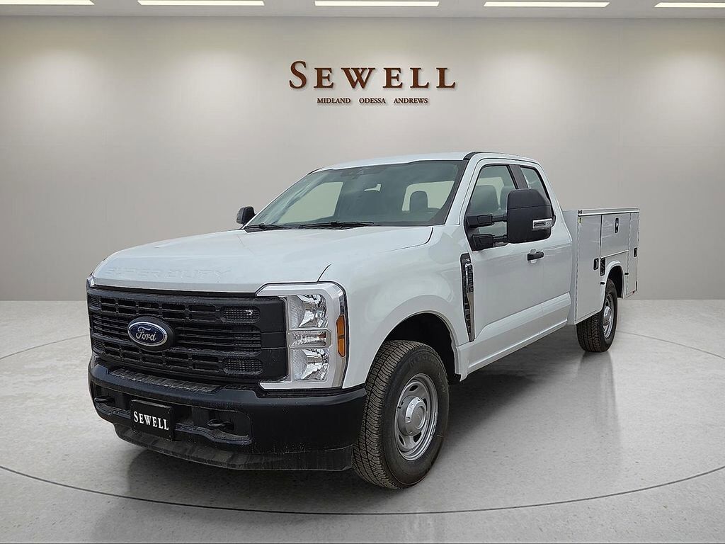 2025 FORD F-350