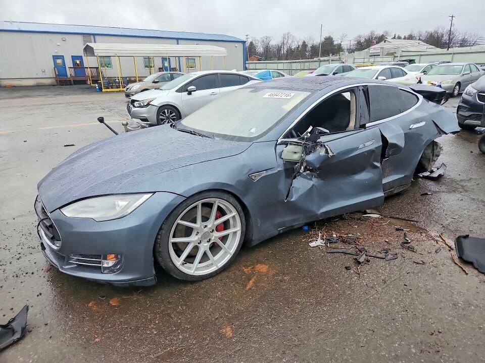 2013 TESLA Model S