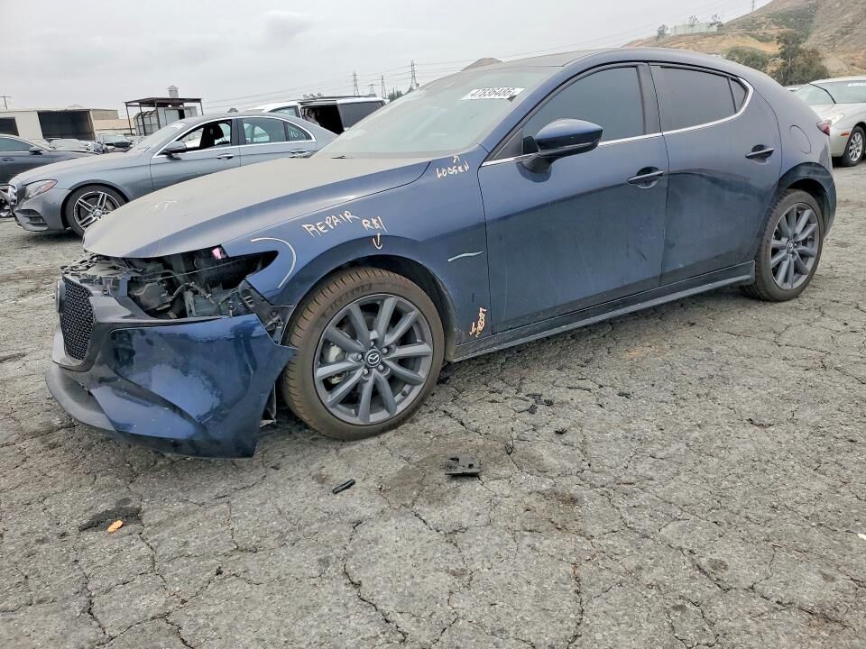 2022 MAZDA Mazda3