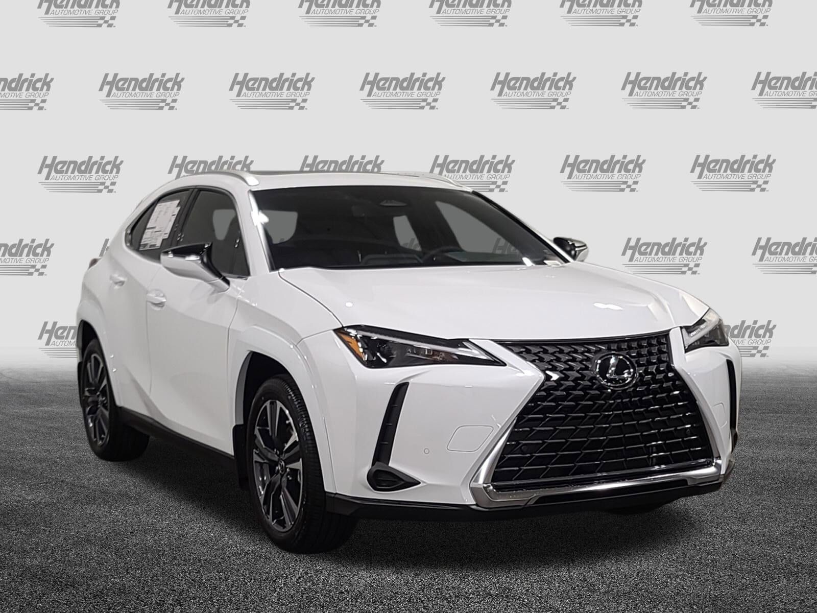 2026 LEXUS UX