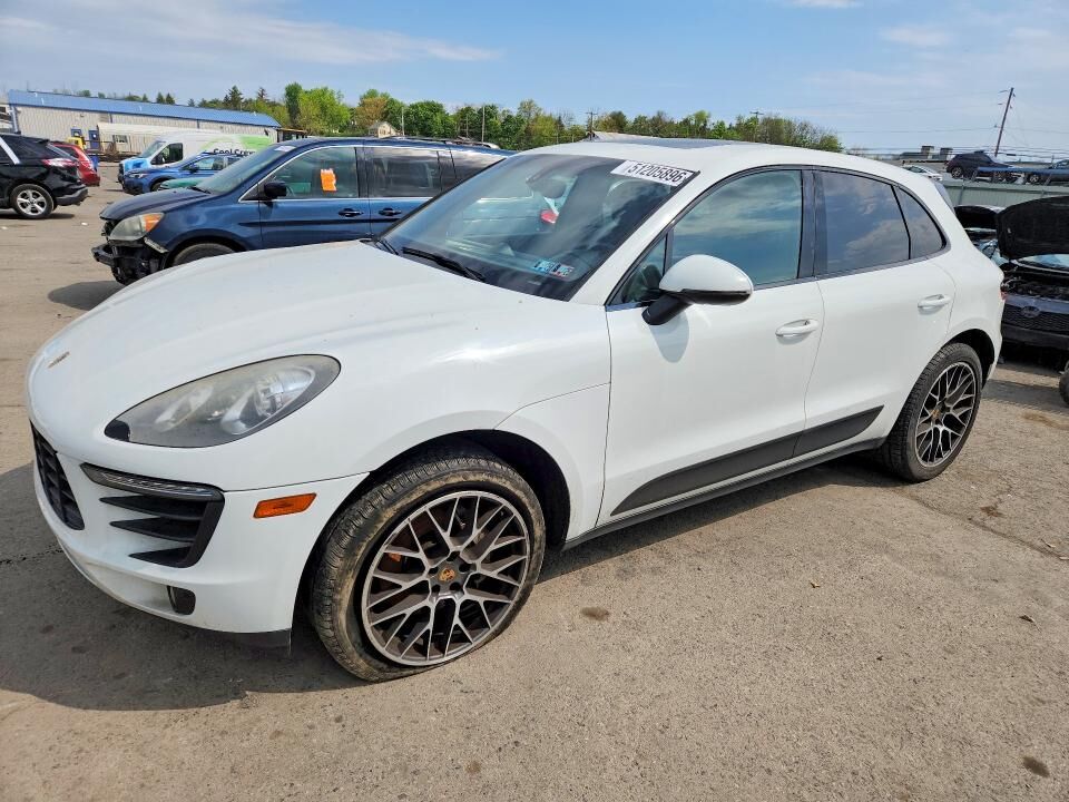 2015 PORSCHE Macan