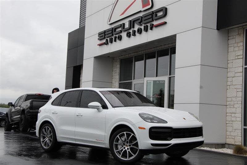 2019 PORSCHE Cayenne