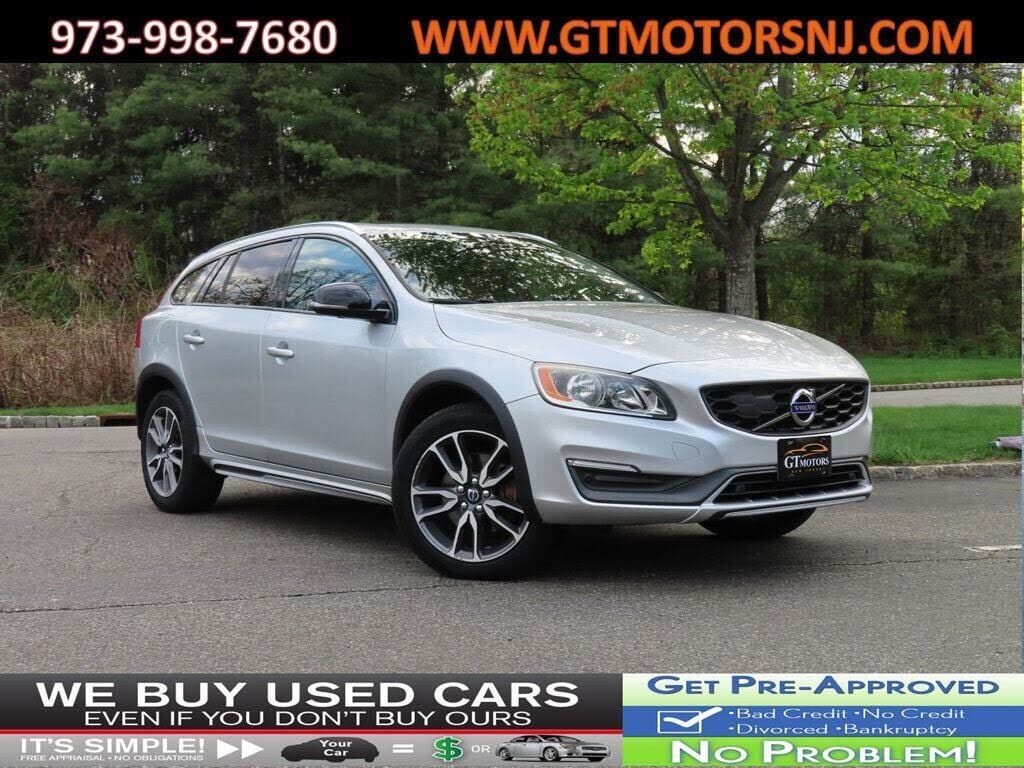 2015 VOLVO V60