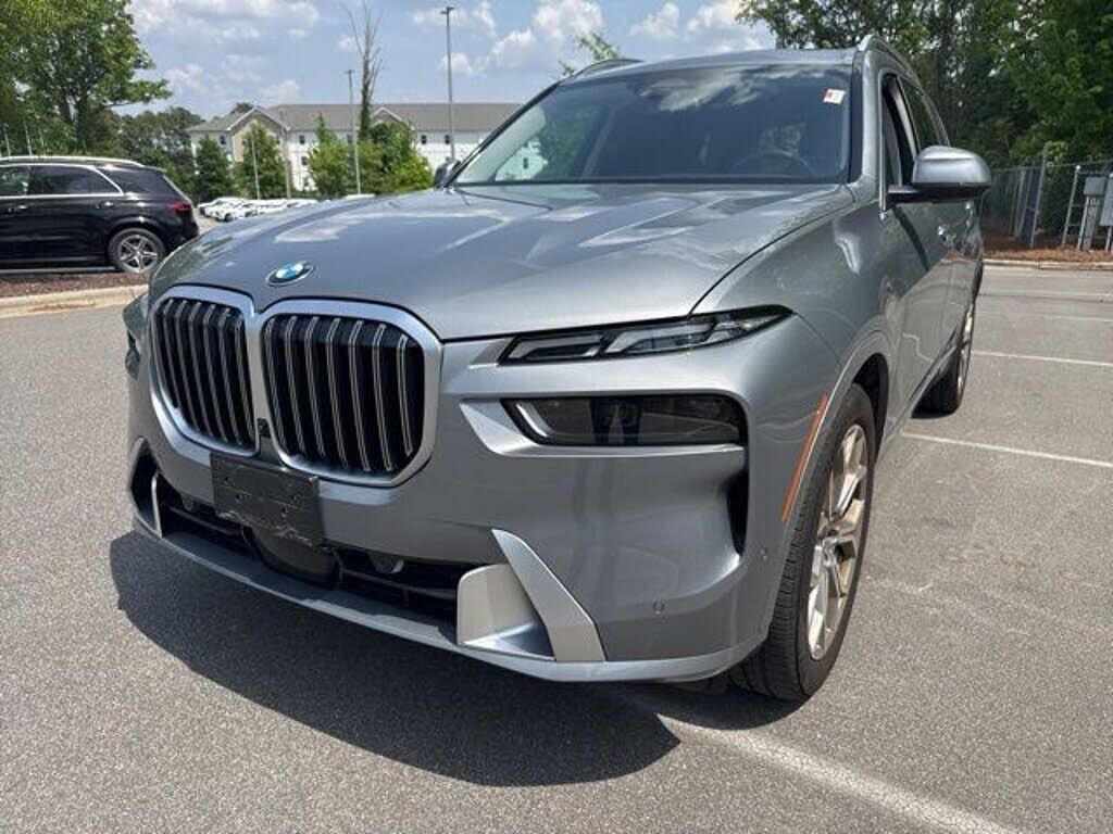 2025 BMW X7
